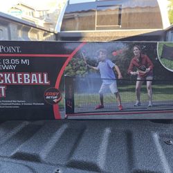 Pickle Ball Set w/ Net, Paddles, & Balls
