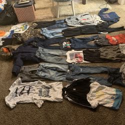 Kids boy clothes 3t-4t 16 pants 15 shirts 3 jackets all good condition everything for 100.00