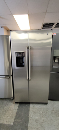 GE Side‑by‑Side Fridge – Stainless, Ice & Water