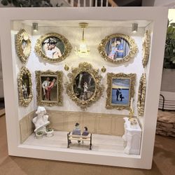 White 10x10 Museum Of Us Shadowbox 💝 