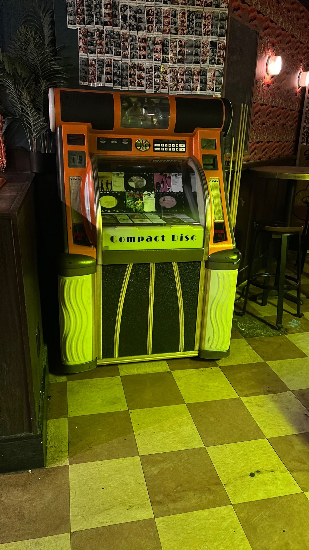 FREE ROWE JUKEBOX — BED-STUY
