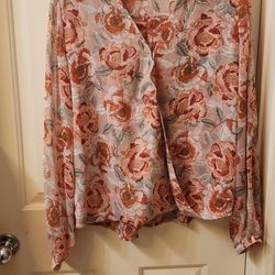 Womens Tops- Floral
