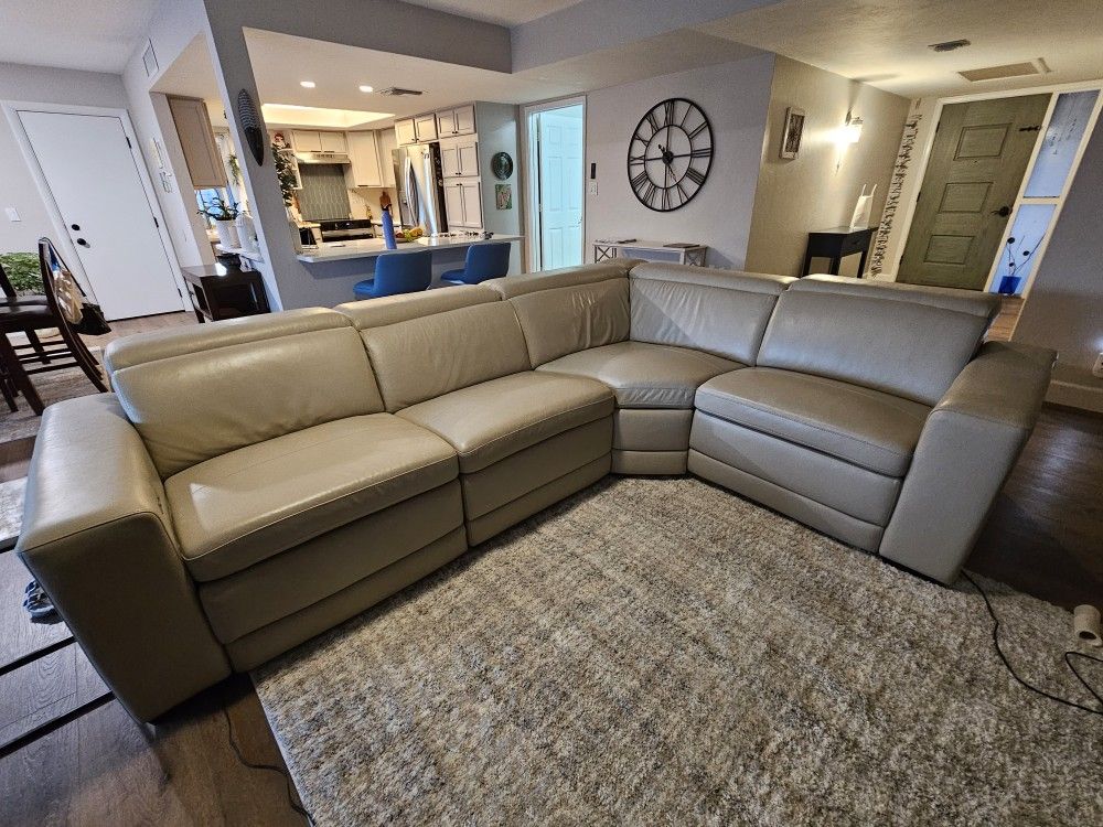 Electric Reclining Leather Sofa