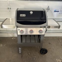 3 Burner Weber Spirit II 