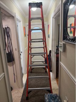 8 foot Werner fiberglass ladder