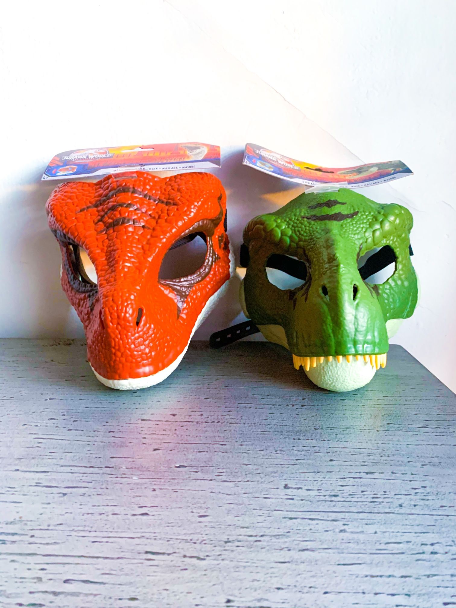 Jurassic World T Rex + Velociraptor Movable Jaw Mask Set