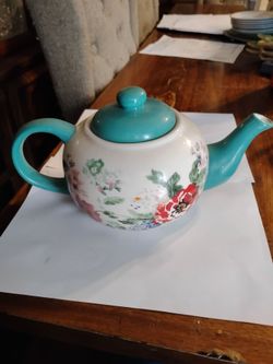 Vintage pioneer woman teapot floral country garden ceramic teal 23oz