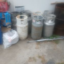 Forklift Propane Tanks 