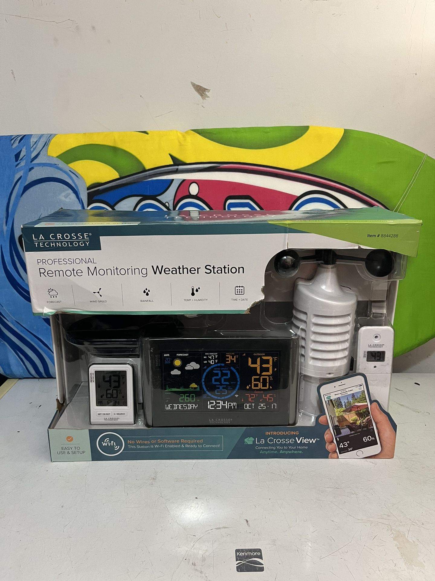 La Crosse Technology C83100-INT WiFi Professional Weather Station, Indoor/Outdoor Temperature and Humidity with Included Thermo-Hygro Sensor, White/Bl