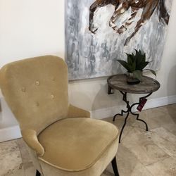 2 Accent Chairs Good Condition