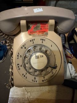 Dial up rotary telephone