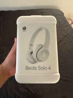 Beat Solo 4