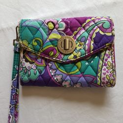 Vera Bradley Your Turn Smartphone Paisley Splash Wristlet /Wallet 