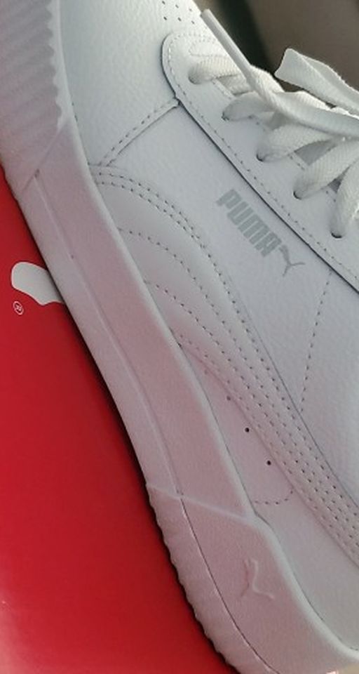 Size 4 New Pumas