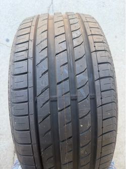 225/30/20  Nexen tire