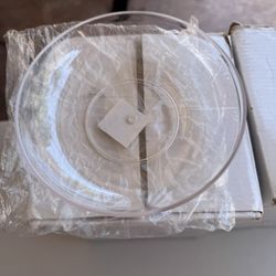 Clear Plates Floral Arrangements 