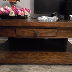 Living Room Coffee And End Tables