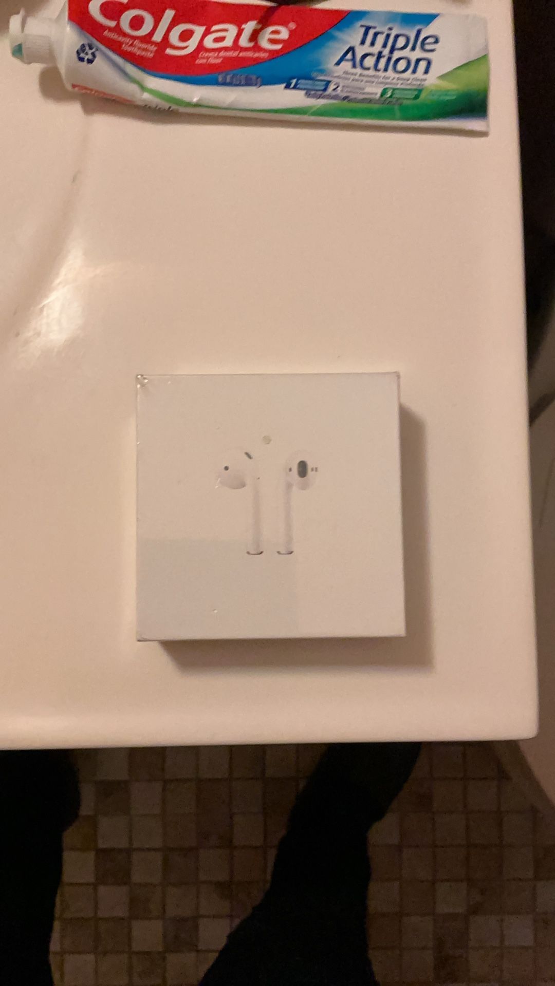 Apple AirPods 