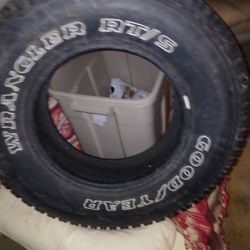 Goodyear Wangler/LT245 75r 16 'D' Load Rating