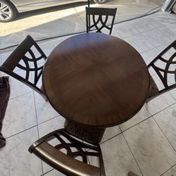 Dining Table With 4 Chairs 