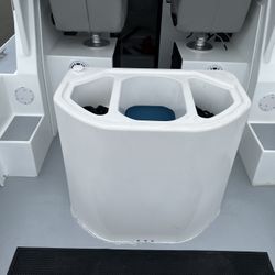 85 Gallon Bait Tank / Live Well 