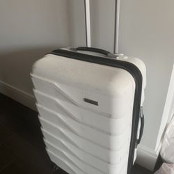 26” American Tourister Hard Shell Luggage, White