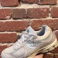 New Balance Cream Size 10.5