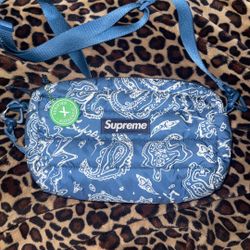 Supreme Side Bag Blue Bandana