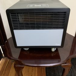 Crane Infrared smartHeater space Heater in Black