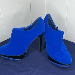 Anna Michelle Blue Velvet Booties US 10