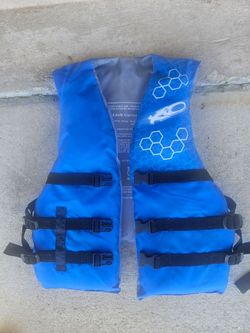 ADULT Flotation Aid Type III PFD Life Jacket Vest Blue User Weight OVER 90 lbs EUC