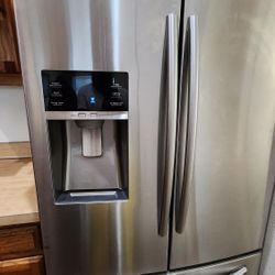 Samsung Stainless Refrigerator 