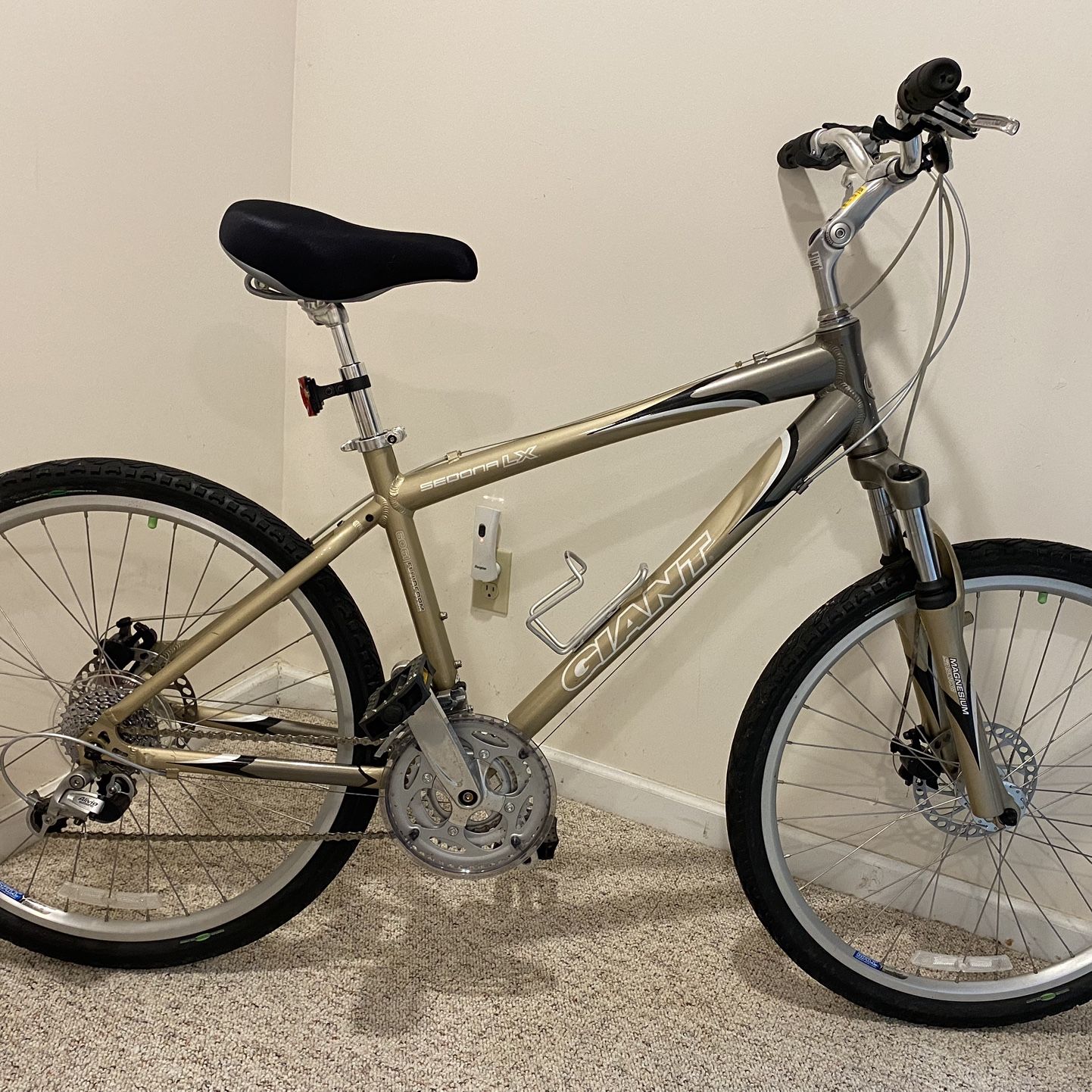giant sedona lx bicycle Used: Mint Giant Sedona LX-Fully Serviced