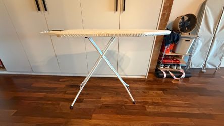 Brabantia Size B Medium Ironing Board with Steam Iron Rest