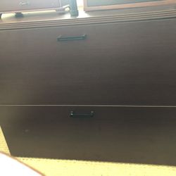 Beautiful 2- Drawer Filing Cabinet 