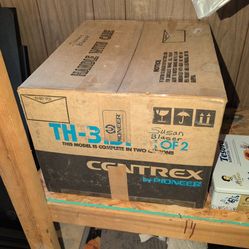 Centrex by Pioneer TH-3131 all in one player
