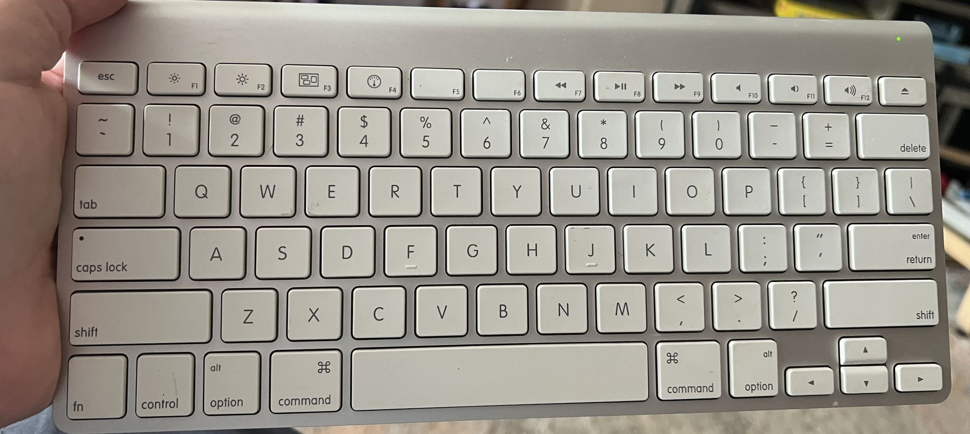 Apple Wireless keyboard