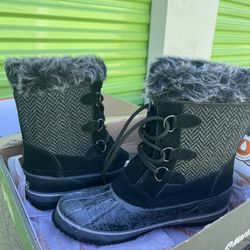 Women’s Snow Boots