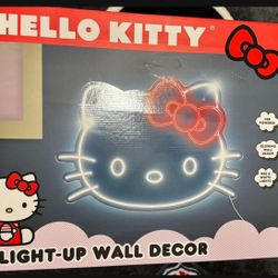 NEW HELLO KITTY LIGHT-UP WALL DECOR