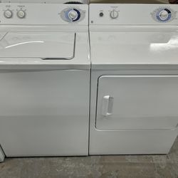 Matching GE Washer Dryer Set 
