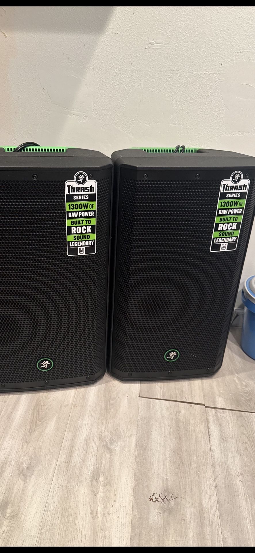 Speaker  Mackie