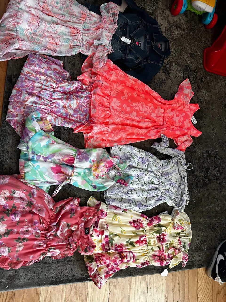 All Brand New Clothes 9/10 10/12