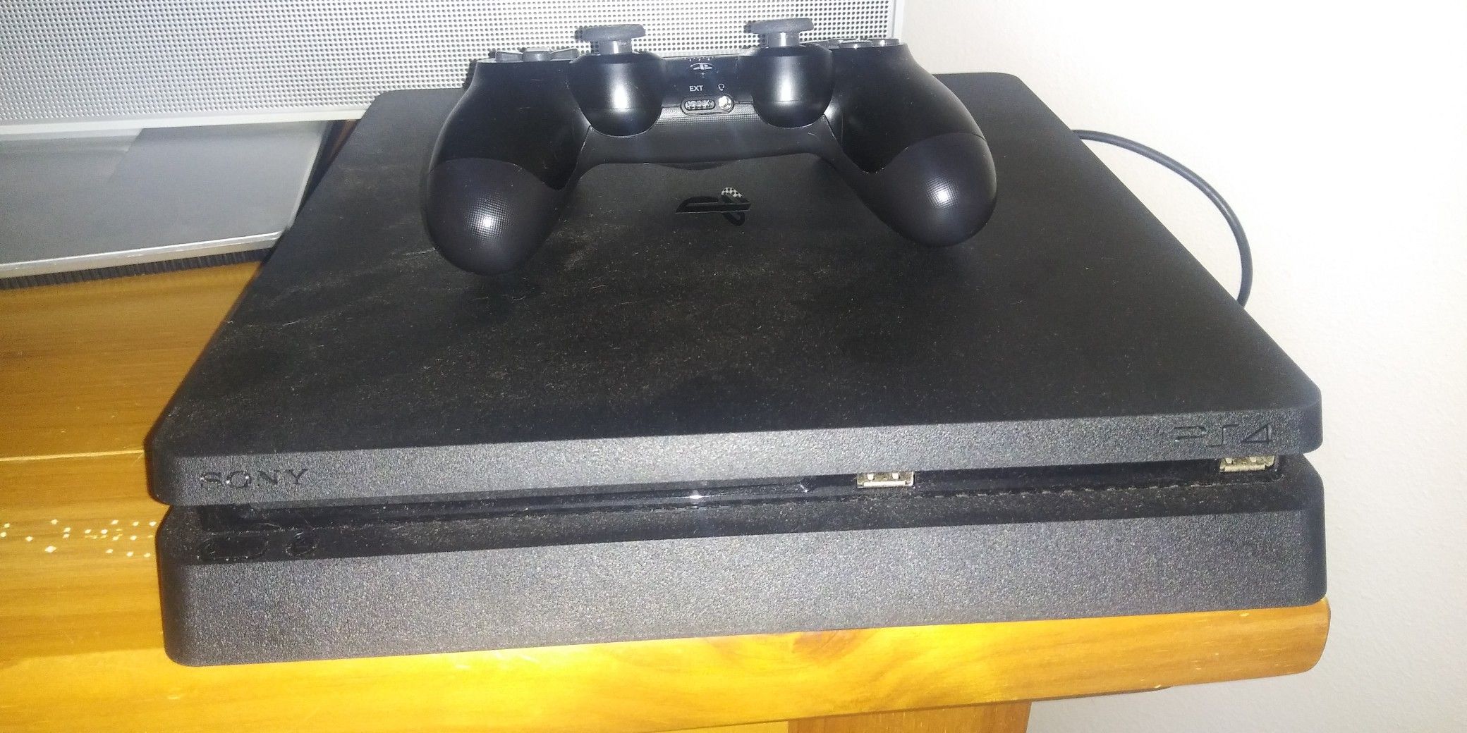 Ps4 with controller and 7 games