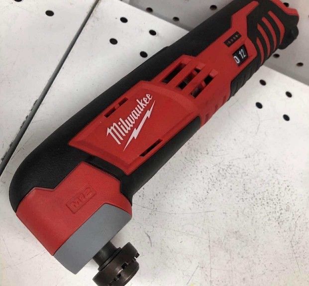 Milwaukee New Multitool 12M