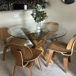 Mid-Century Modern Dining Table + 4 Chairs – $400