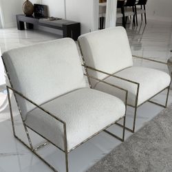 PAIR OF UNIVERSAL FURNITURE BASTIAN CHAIRS- NEE NEVER SAT ON- Retail $1700 Each