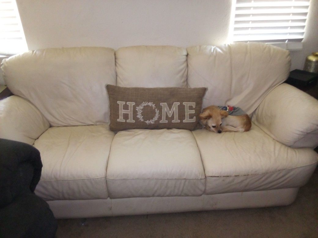 Free 5 Ft Leather Couch
