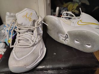 Kyrie Basketball Shoes