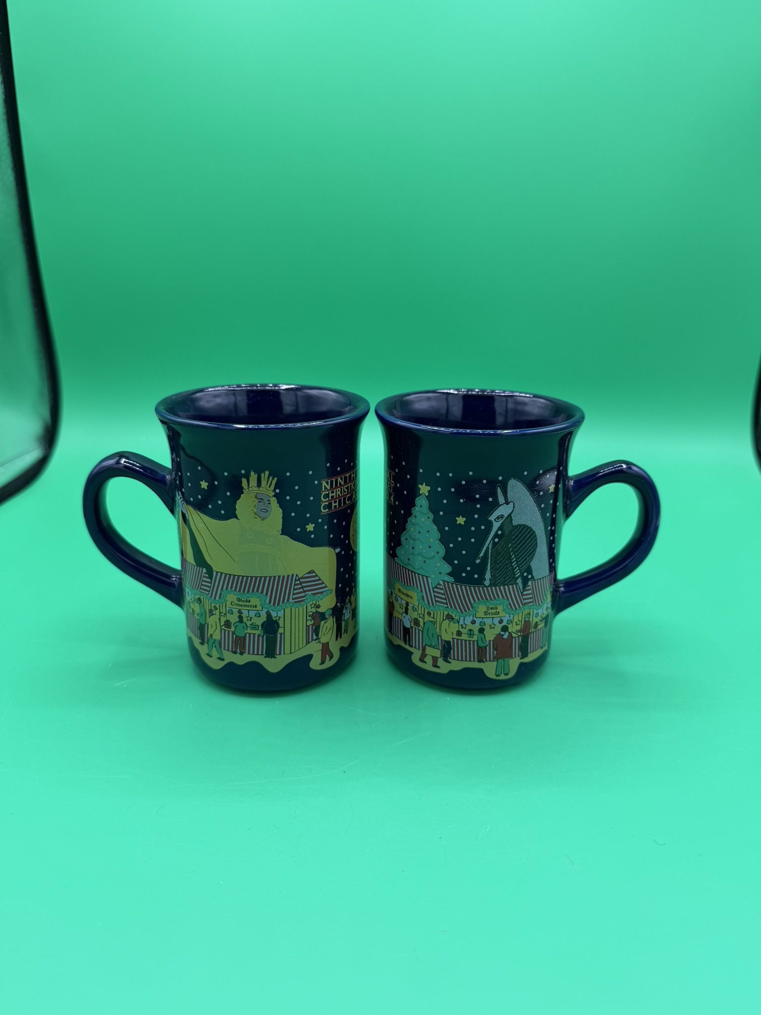 2004 9th Annual Chicago Christkindlmarket Mug Chicago Daley Plaza (2 Piece)Clean