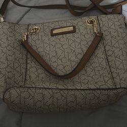 Calvin Klein Women’s Crossbody Bag